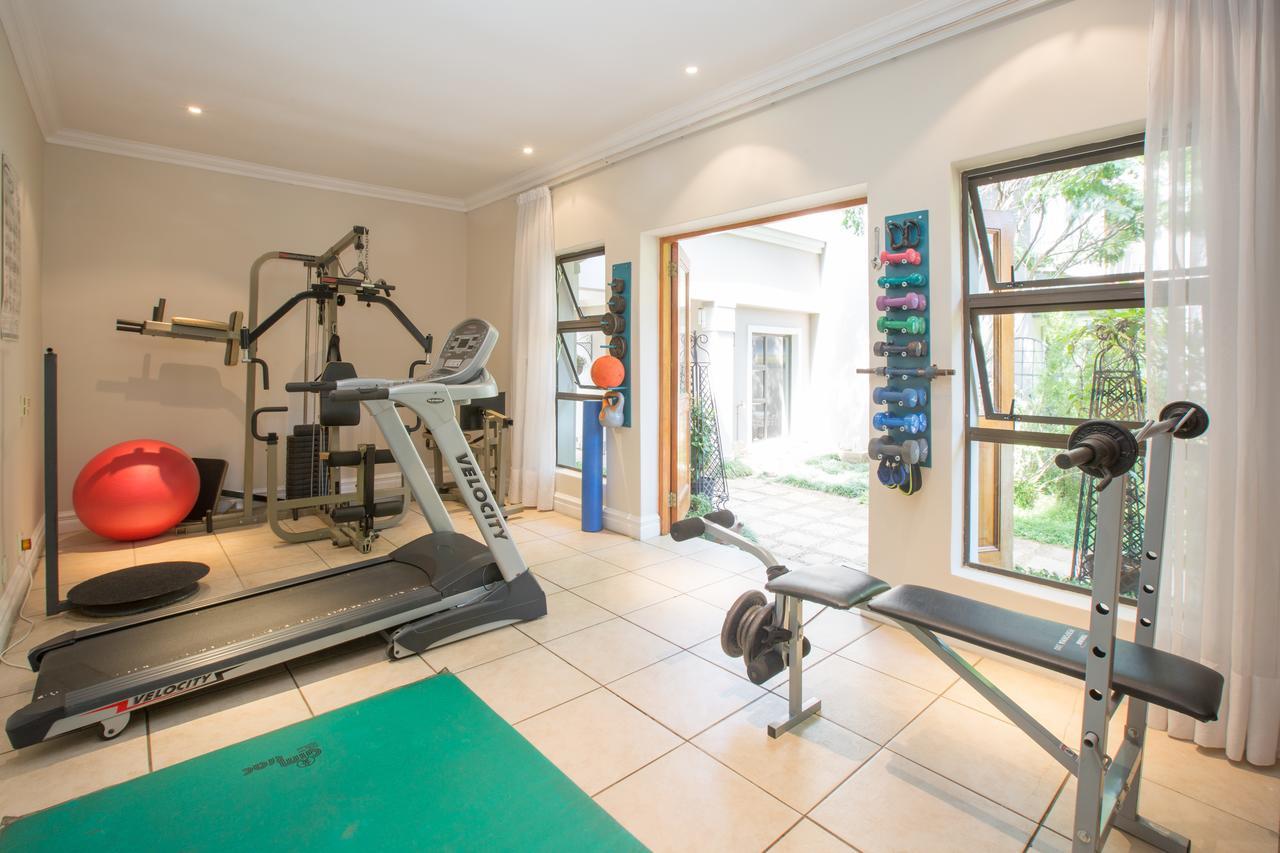 58 On Hume Bed & Breakfast Johannesburg Bagian luar foto