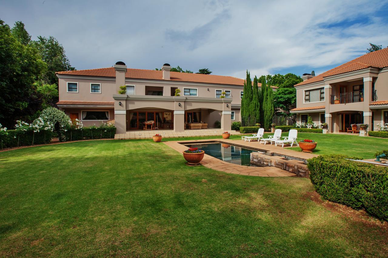 58 On Hume Bed & Breakfast Johannesburg Bagian luar foto